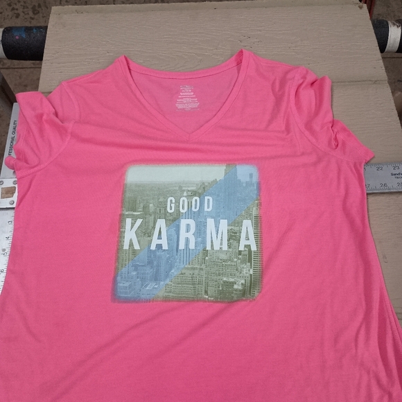 Pink Graphic Relaxed Short Sleeve Tee - Picture 5 of 13